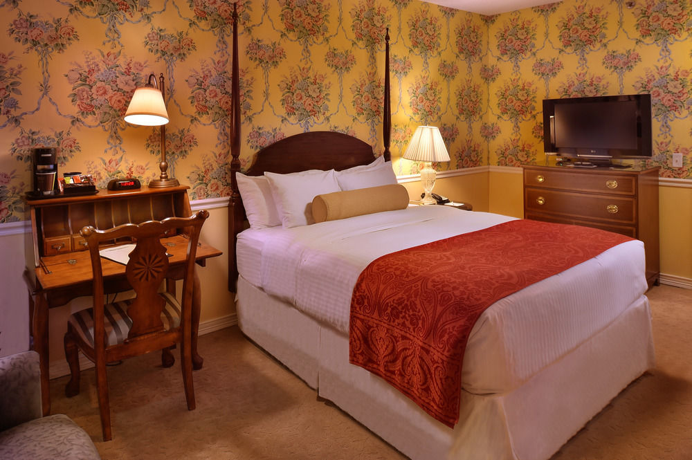 Seven Gables Inn, St Louis West, A Tribute Portfolio Hotel Клейтон Экстерьер фото